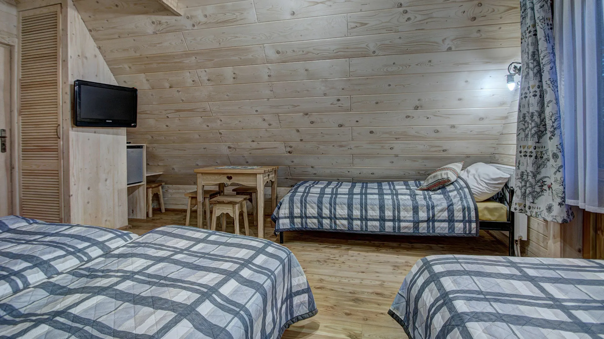 Pokoje Goscinne Swiatlomir Zakopane Bed & Breakfast